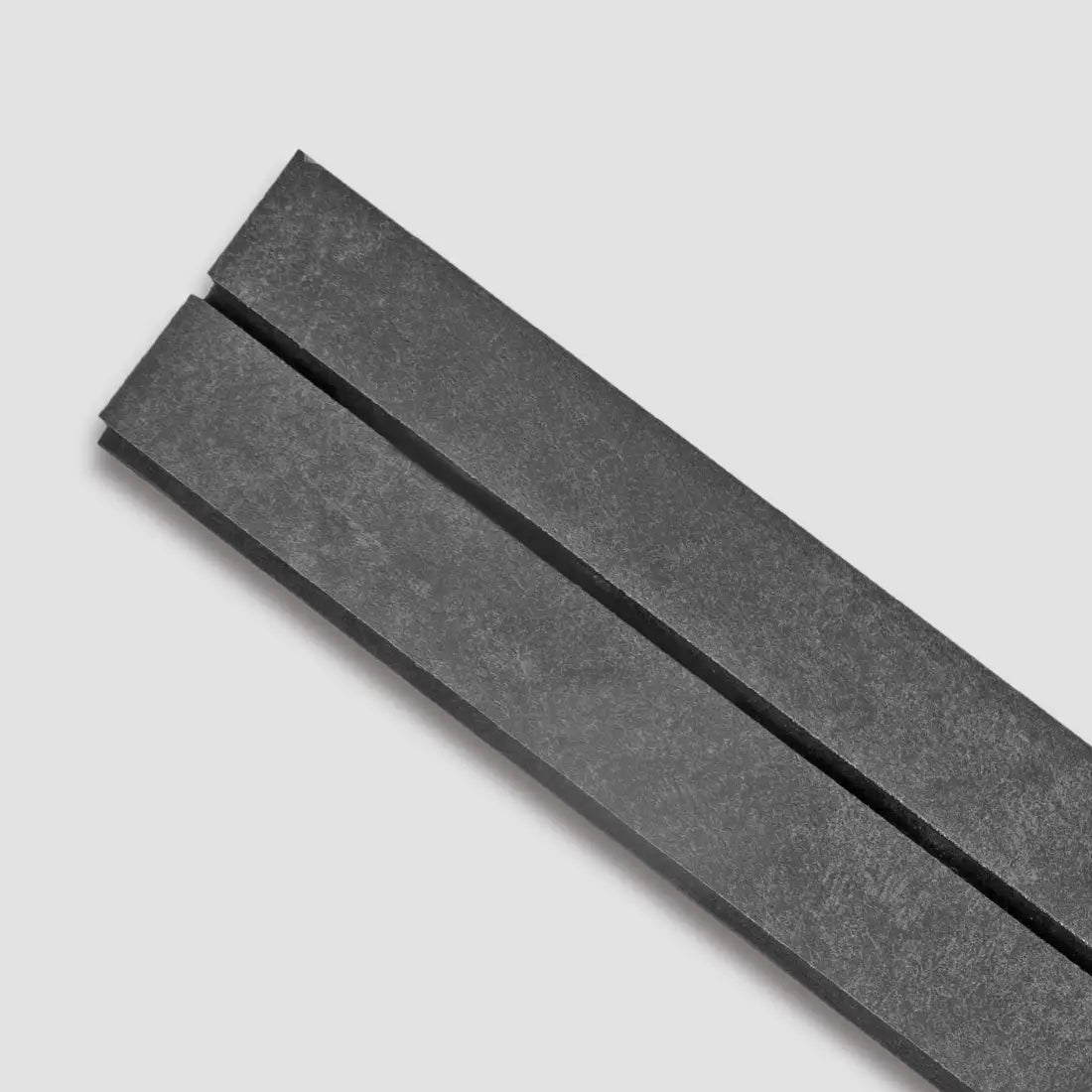 Meia Parede Ripada Autocolante Laminada | Linha Urban +-Meu-Rodape-Black / 1.10m altura x 0.5m largura-172802