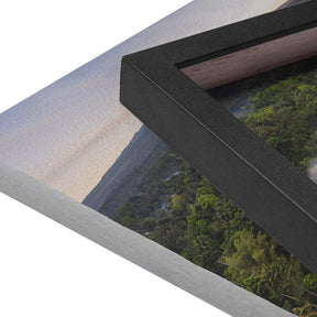 Quadro Decorativo Montanha e Cachoeira | Mundo sem Muros - Meu Rodapé